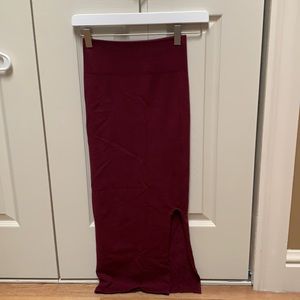 Stretchy Fabletics midi skirt